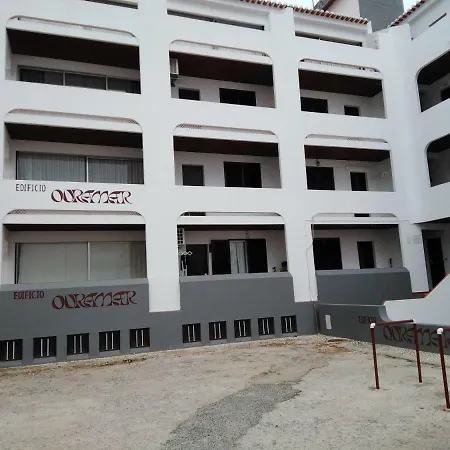 Edificio Ouramar 2-f * Albufeira